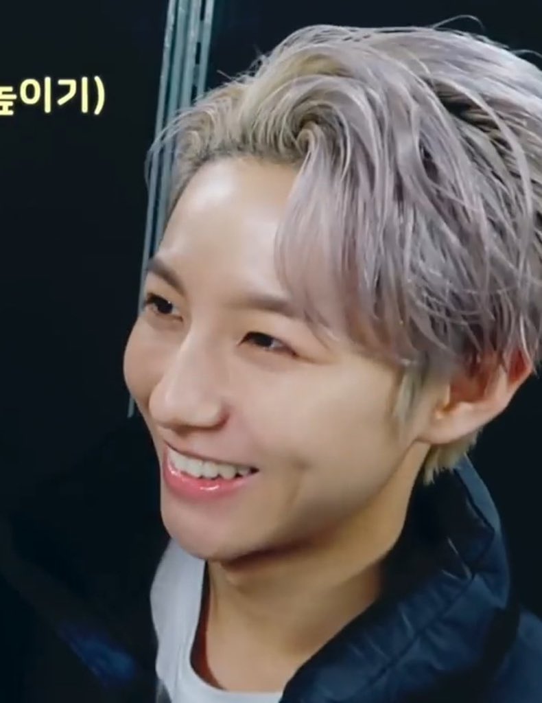 renjun dimples— a thread .｡.✧･ﾟ: *✧