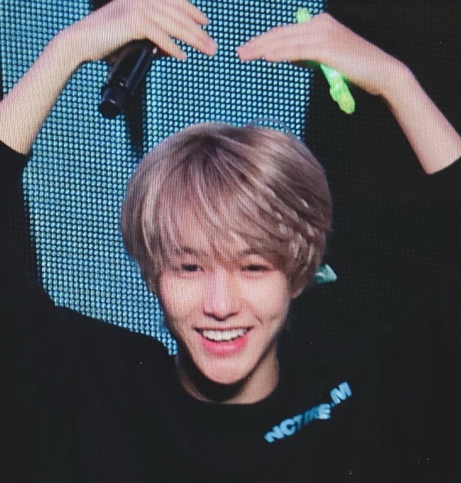 renjun dimples— a thread .｡.✧･ﾟ: *✧