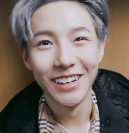 renjun dimples— a thread .｡.✧･ﾟ: *✧