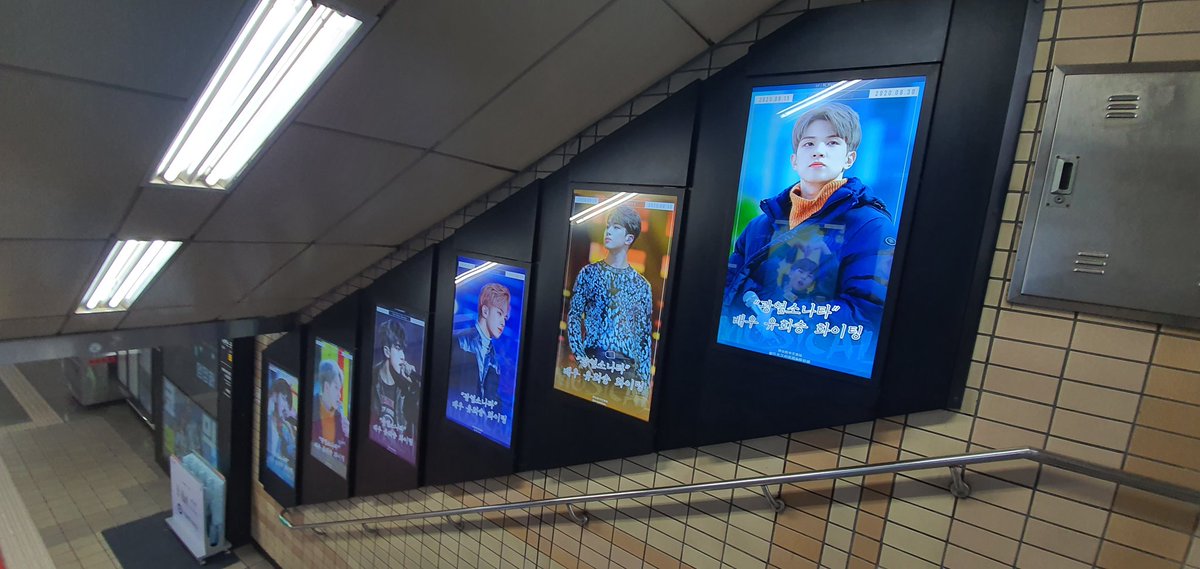 CHINA_YHS_BAR's tweet photo. 🎵Hweseung's 2nd Musical Participation Support

유회승  뮤지컬 <광염소나타> 출연 축하하기 위해 DID보드 광고 서포트 진행합니다

기간: 0815-0830 
일 257회 

위치: 혜화역 4번 출구 방향

thanks to @N_flying0228
@lee950228 @luminous_228 
인증 부탁드립니다❤

#유회승 #엔플라잉 #NFlying https://t.co/ZaQqK1dSSS