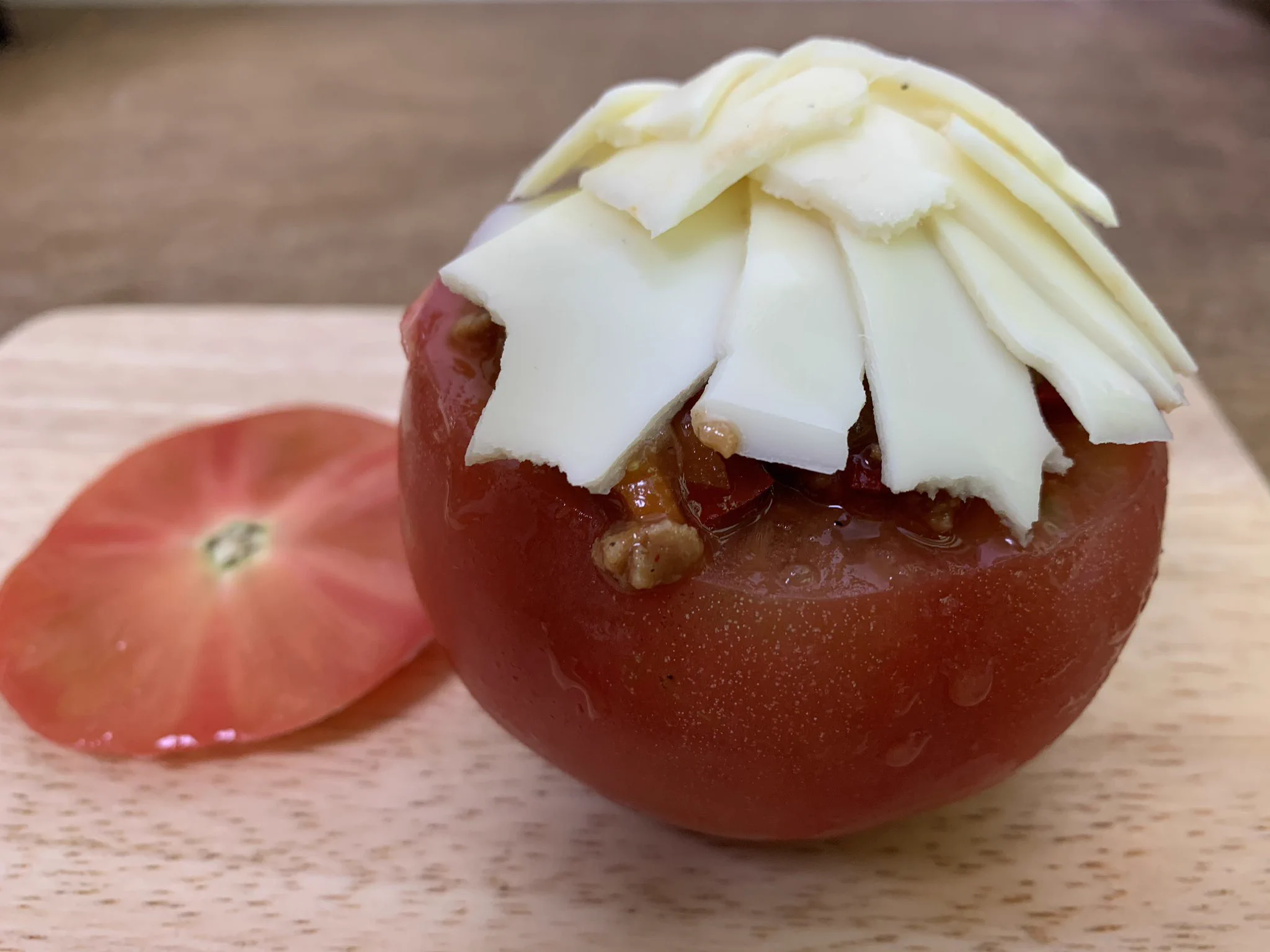 これで夏の暑さに勝利⁉タコスミートとトマトを使った激ウマ料理‼