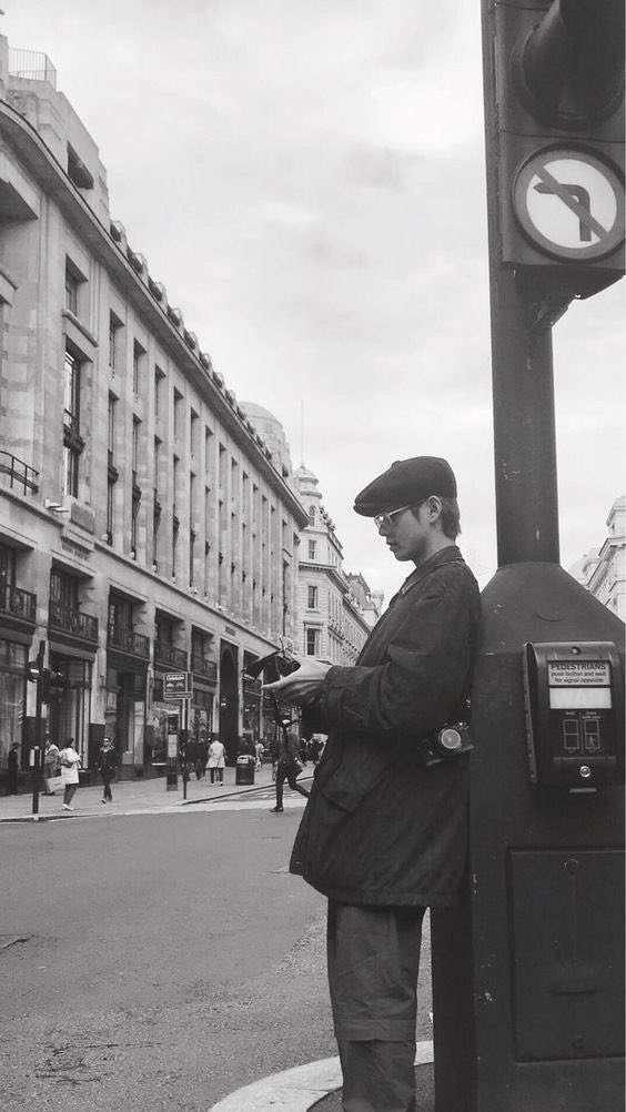 kim taehyung as 50s james bond — a needed thread