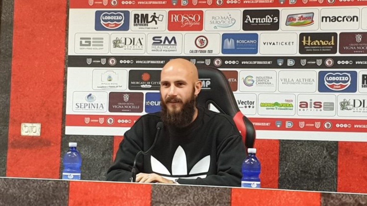 foggiagol's tweet photo. Disco rosso per i ripescaggi in C, la “via” è la promozione diretta https://t.co/6zF2VeXxso #viscomi #calciofoggia #foggiacalcio https://t.co/Wtdl5cgpdr