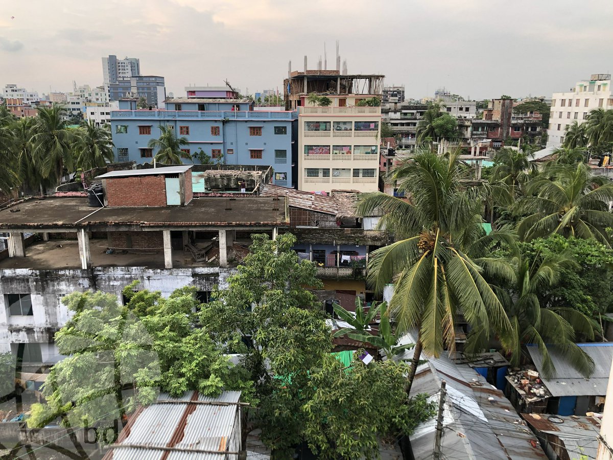 Let's visit an #organic #neighborhood of #khulnacity
.
#musalmanpara named after the dominance of #Muslim community and the large number of #mosque also one of the study #neighbourhoods of <a href="/SHLC_BD/">SHLC_BD</a>'s #Urbanresearch
For more 📖 : bit.ly/2Y4DRFx 
<a href="/SHLC_Cities/">SHLC</a> <a href="/DrShilpiRoy/">Dr Shilpi Roy</a>