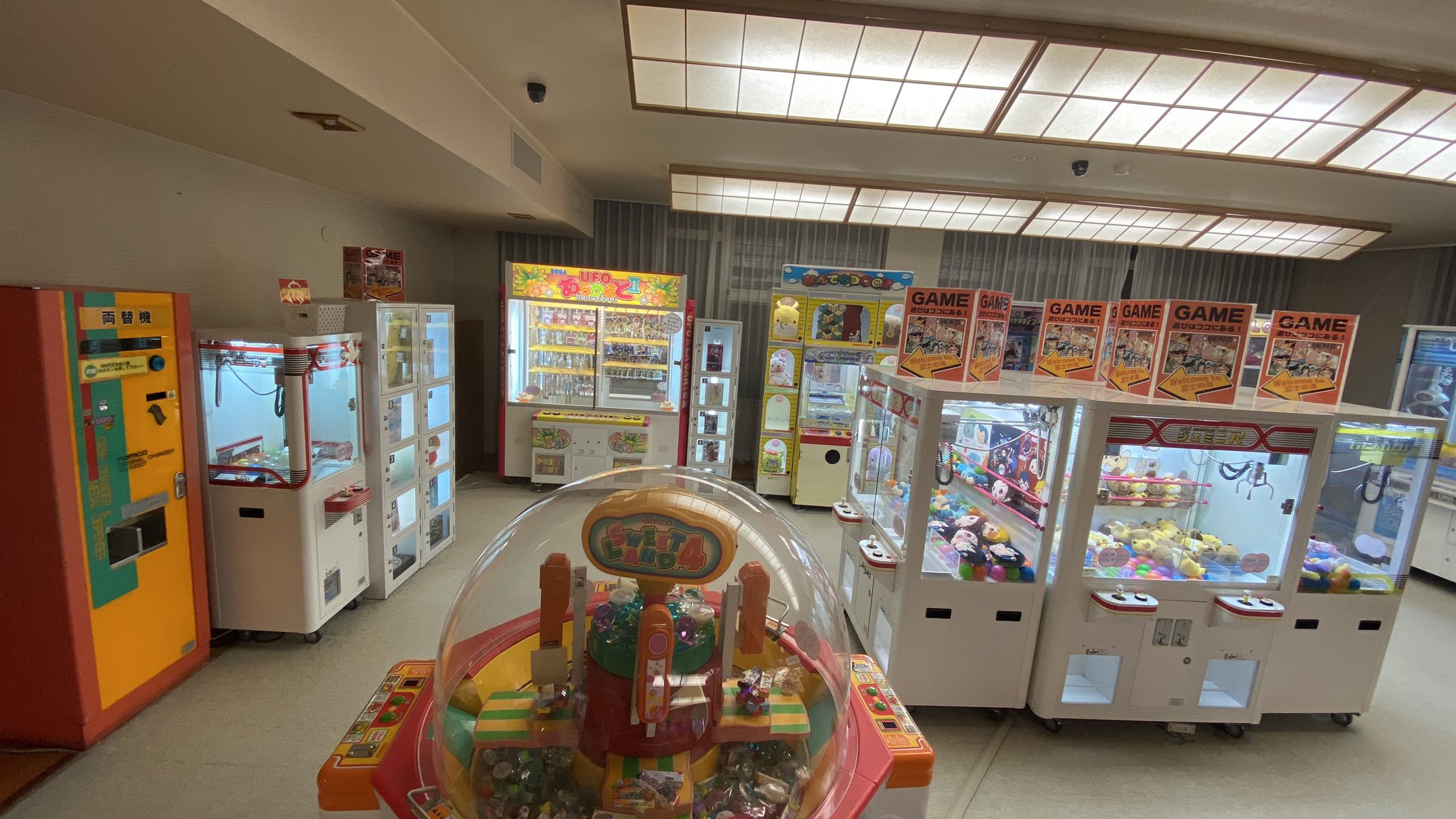 Flammie On Twitter ちょい古めの温泉にあるゲームコーナーの雰囲気って良いよね ちなみにここは福島の富士の湯ってところです ゲームコーナー レトロゲーム 富士の湯 Https T Co O6zhdixedj Twitter