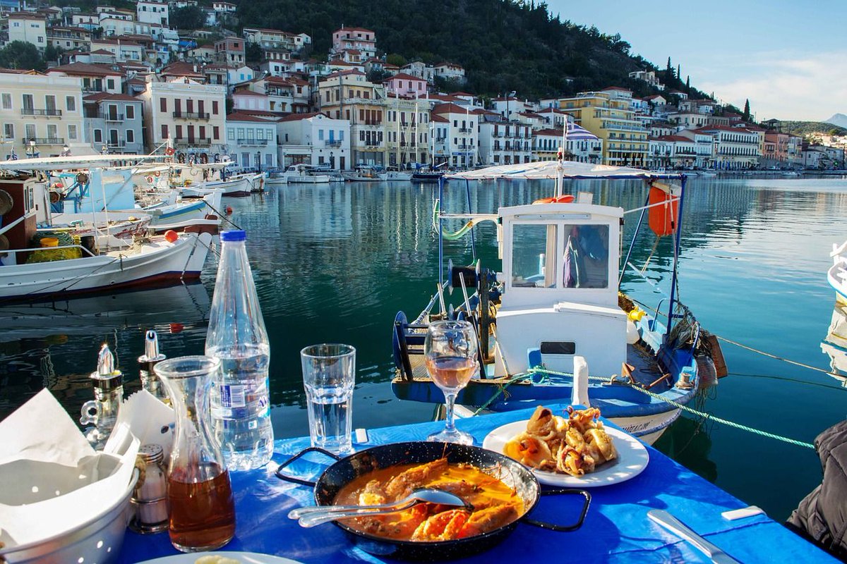 davestravelpage's tweet photo. Gythion Greece: Pretty Peloponnese Town, Great Beaches>> https://t.co/79A08GgoId
#greece #travelinspiration #getaway https://t.co/DSx1q3SPfn
