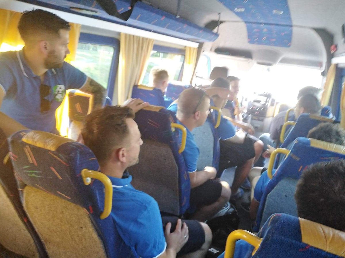 LKSGalicja's tweet photo. Sfokusowani na jeden cel, wcale tego czarno nie widzimy! Jedziemy do Grzegorzowic w drugą delegację w tym sezonie.
Czarni Grzegorzowice vs Galicja Raciborowice.
Kick off o 17:30
#CZAGAL https://t.co/SuHIzWGLLC