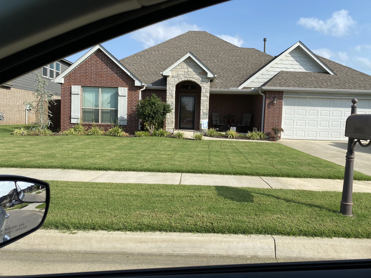 ThatOneGuy918's tweet image. Things got a little wild last night. Lost my wedding ring. But I’ve been to my parents house this morning. and mowed their lawn. Party Patch. Can’t tell you the science behind it but if you didn’t know, now you know.
#partypatch