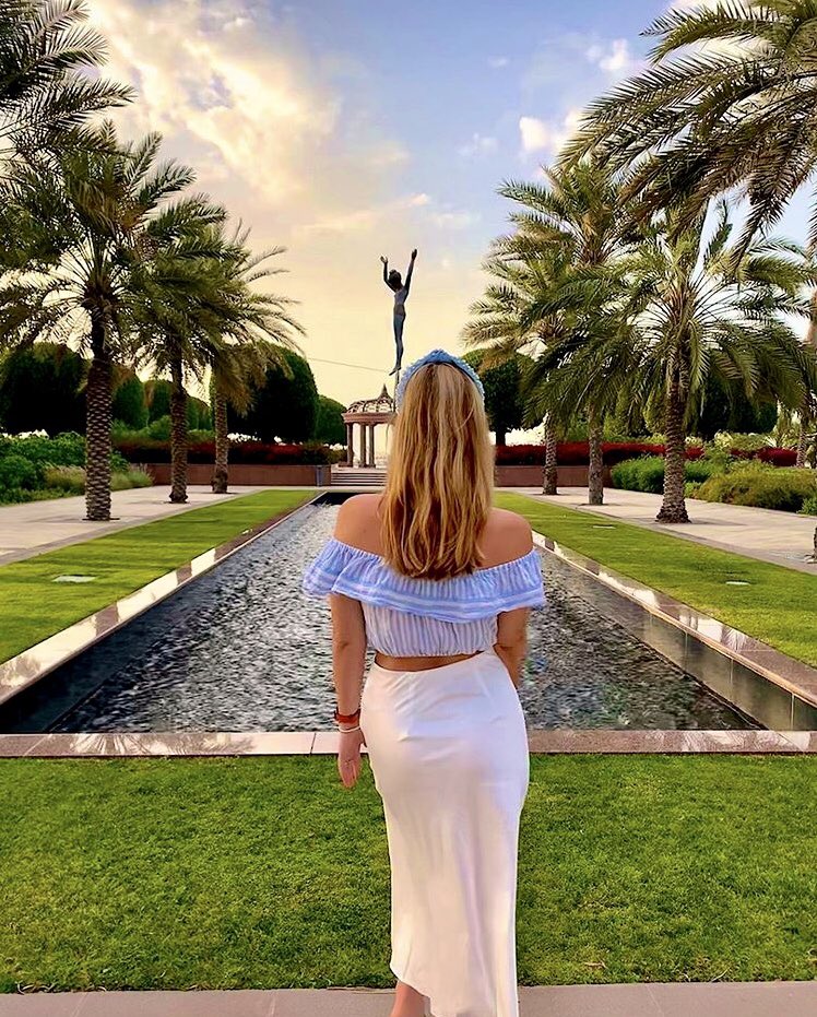 What will you discover during a visit to the EmiratesPalace.

@d_monaaayy