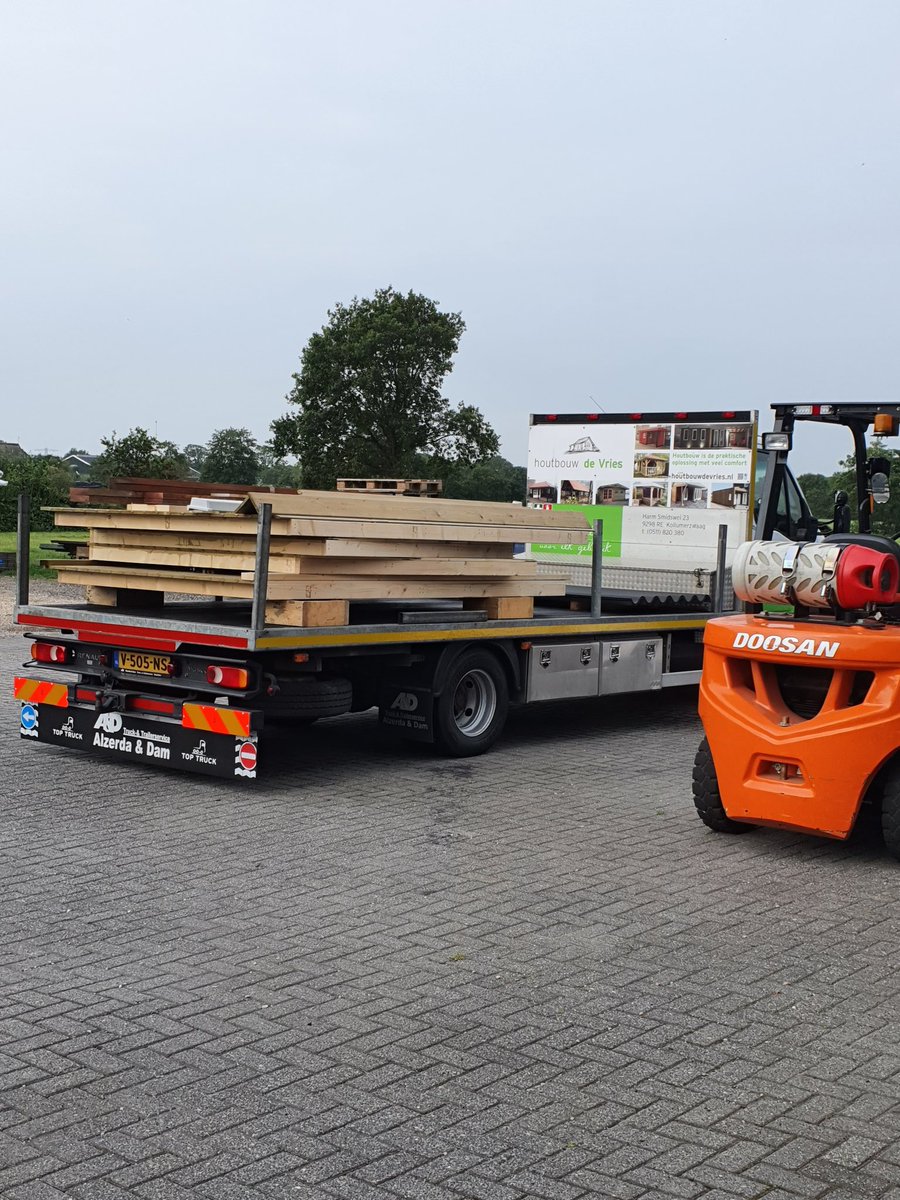 Klaar voor #transport na een wel verdiende #vakantie maandag montage #berging in #Kollum