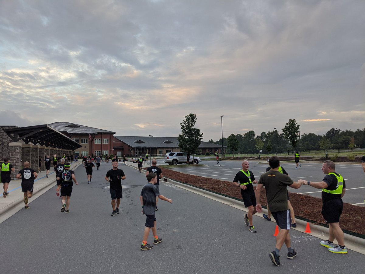 F3theFort's tweet photo. @F3Nation #TheSweati 
Pain station 2 https://t.co/E2z9tSnD5b