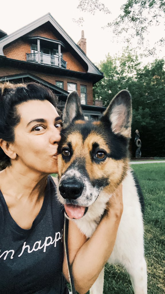 DrMarthaGulati's tweet photo. Getting ready for #ThePowerofZero & #ThePowerofPlants
at #SCCTPrevention2020 with my morning run with #BinkleyLove. Prevention starts at home ♥️
🥕🥕🥕🥕 https://t.co/YRCi3MOy5o