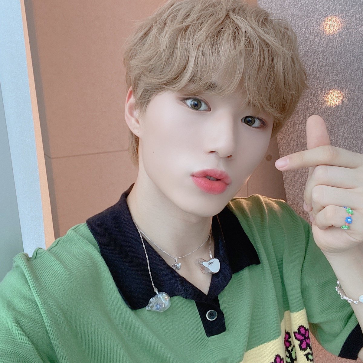 1the9__official's tweet photo. [#김준서]
언제나 One to nine Counting on memory❣

#원더나인 #1THE9
#KIMJUNSEO
#GoodBye1THE9 #세어봐 https://t.co/fsFIWQxauJ