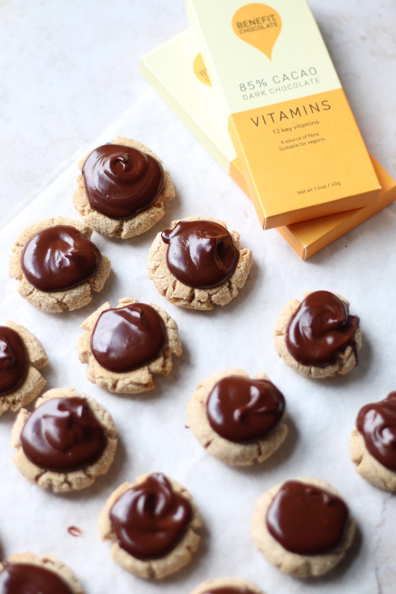 thebenefitbrand's tweet photo. There are lots of ways to use our 85% dark chocolate with added vitamins... as a topping for biscuits is just one of them!

#veganbaking #vitamins #thebenefitbrand https://t.co/BCGFtoSckP
