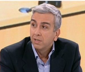 Yankas's tweet photo. @FJBARROSO1973
el machito correveidile de 
FRANCISCO JAVIER BARROSO "PEDODISTA" DE LOPAÍS @elpais_espana 
#LaMañanaTVE @LaMananaTVE @tve_la
gritándole a un doctor Luis De Benito en directo en @rtve https://t.co/jfiFiHY855 https://t.co/DcQrf7ToK9