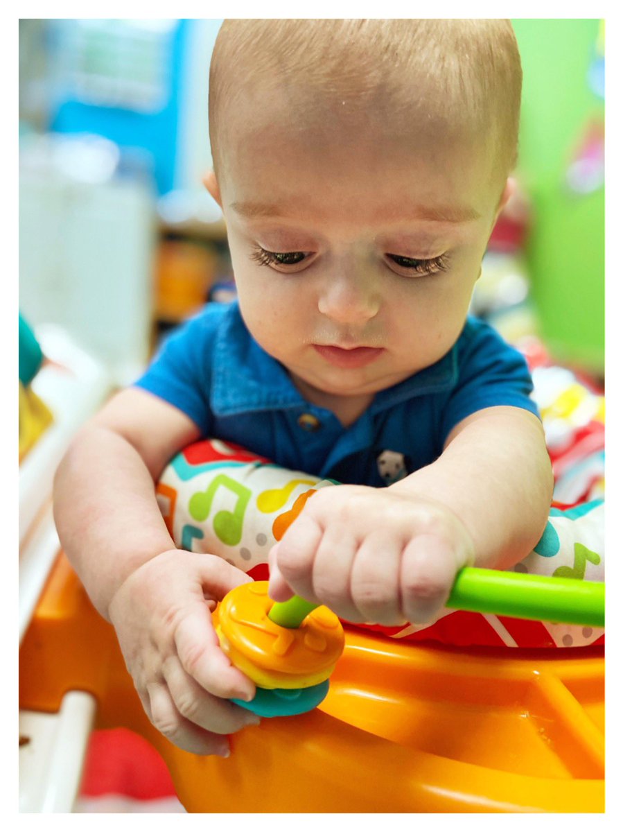 ClassWithMissW's tweet image. Yesterday was the first celebration Friday and we were so excited! This #BuzzWorthy nugget wore blue to represent #HouseSalutem!