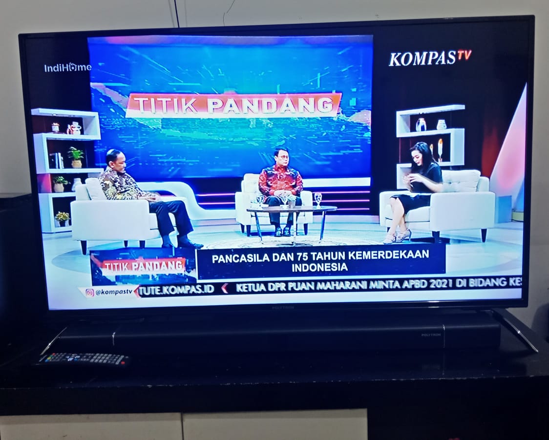 Untuk menjadi Bangsa yang besar,ada tiga syaratnya yaitu :
1. Percaya dan yakin akan kebenaran Pancasila.
2. Mempelajari tentang nilai Pancasila.
3. Mengamalkan nilai Pancasila pada kehidupan berbangsa
#kitapancasila
#dukungruubpip