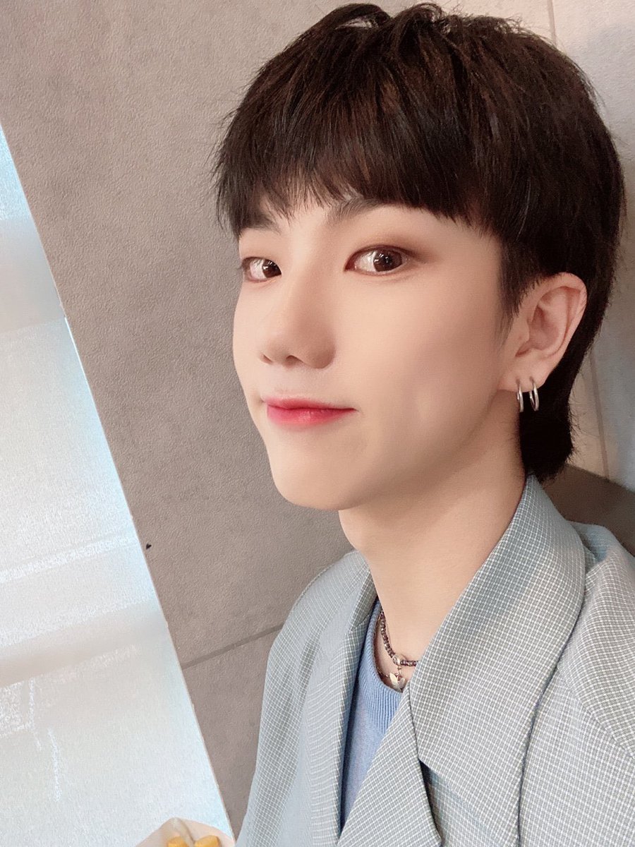 1THE9FRANCE_'s tweet photo. @1the9__official [TWITTER] - 150820

[#JEONDOYUM] 
Aujourd'hui était la dernière stage de Wonder Nine 
Merci Wonderlands de nous soutenir tous ensemble jusqu'à la fin 😌 Je vous aime ❣❣

#WonderNine #1THE9
#JEONDOYUM
#GoodBye1THE9 #Count

Cr : @1the9__official
Trad FR : @1THE9FRANCE_ | #Jinsung https://t.co/IxcLzANJ87