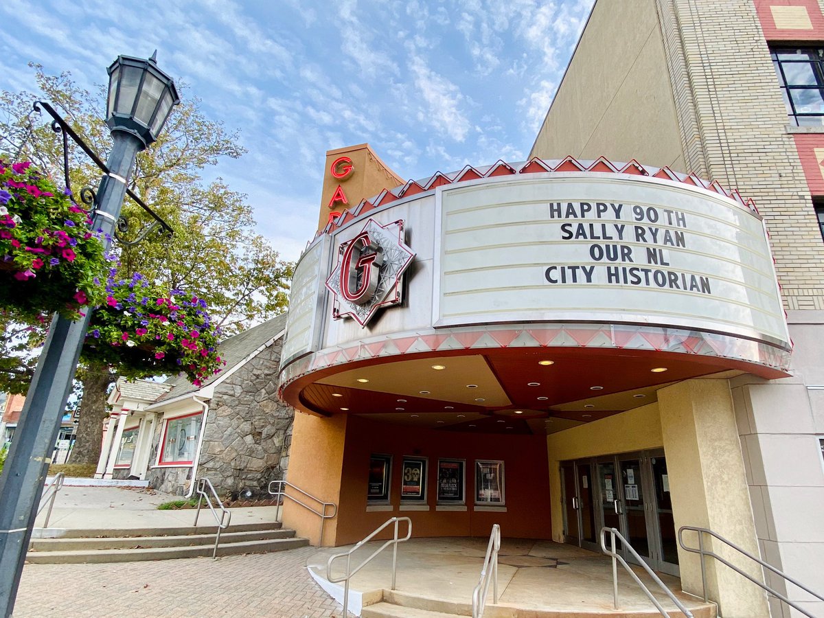 Happy 90th, Sally. ❤️🐳🎂 #newlondon
