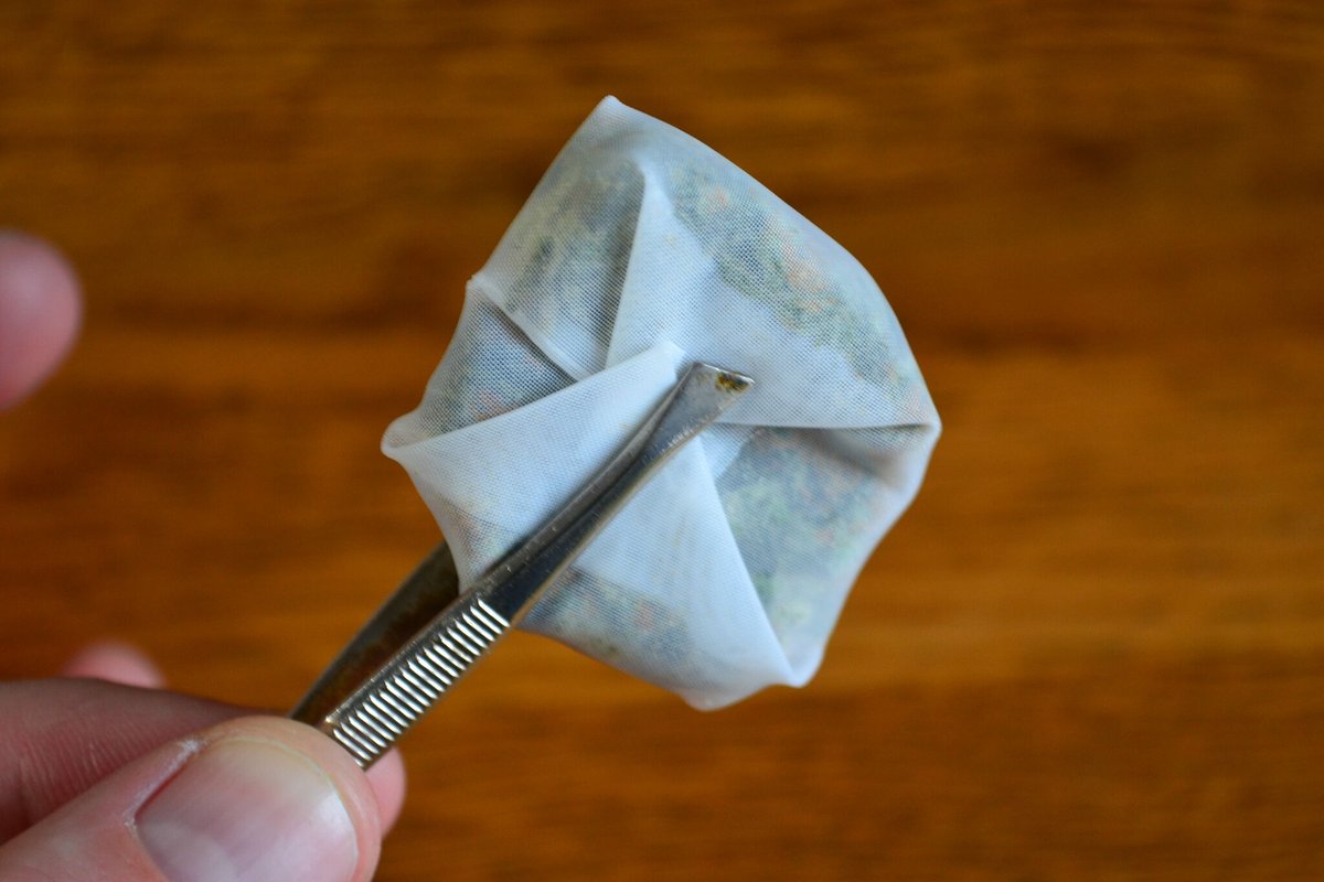 GuideRosin's tweet image. When it comes to pressing cannabis rosin you need to make sure you have the right bag size, u/microns and bag loading technique for the product you’re pressing. Read our complete guide here bit.ly/31HNJWG