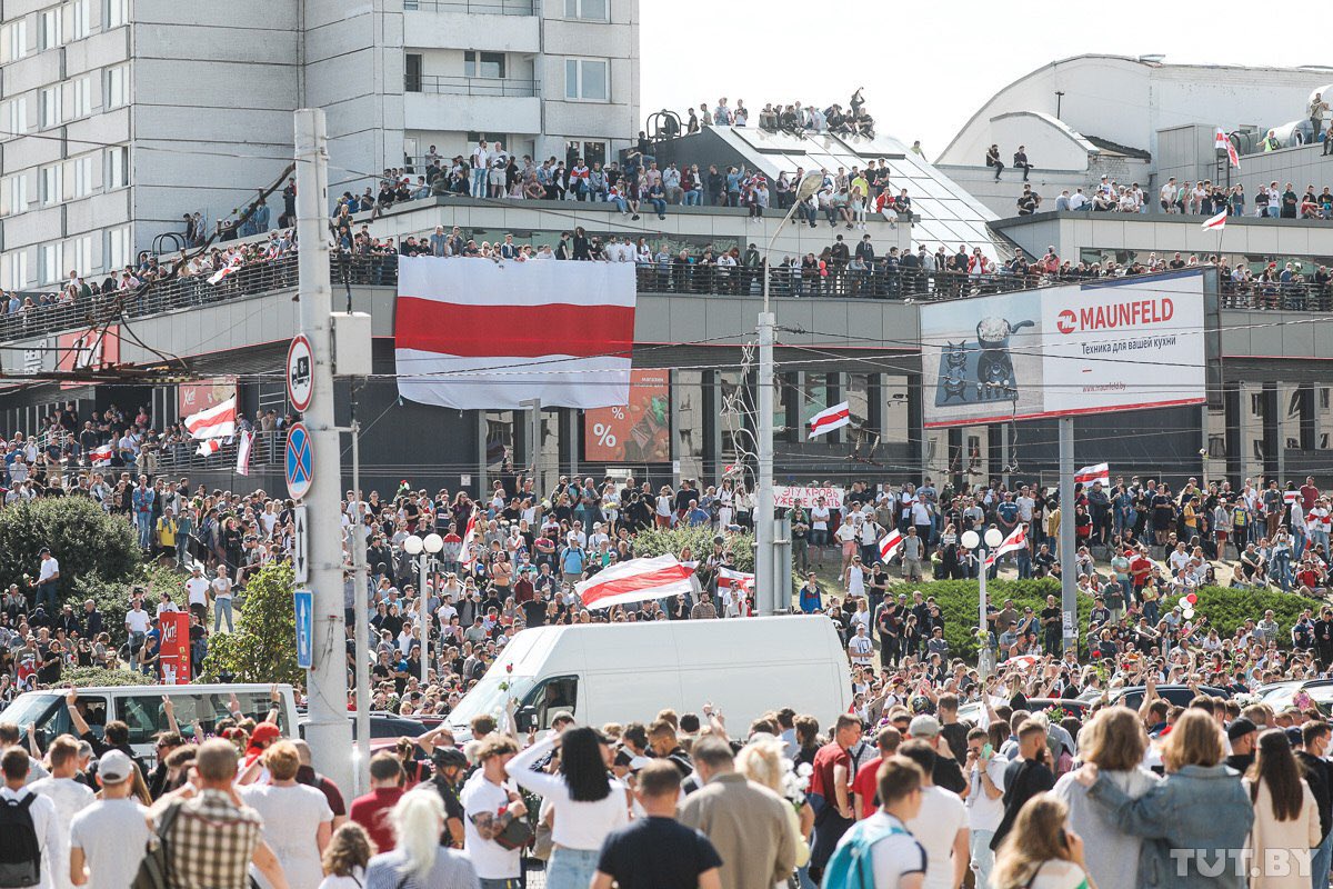 EfdjdM_XgAMOQiK?format=jpg&name=medium