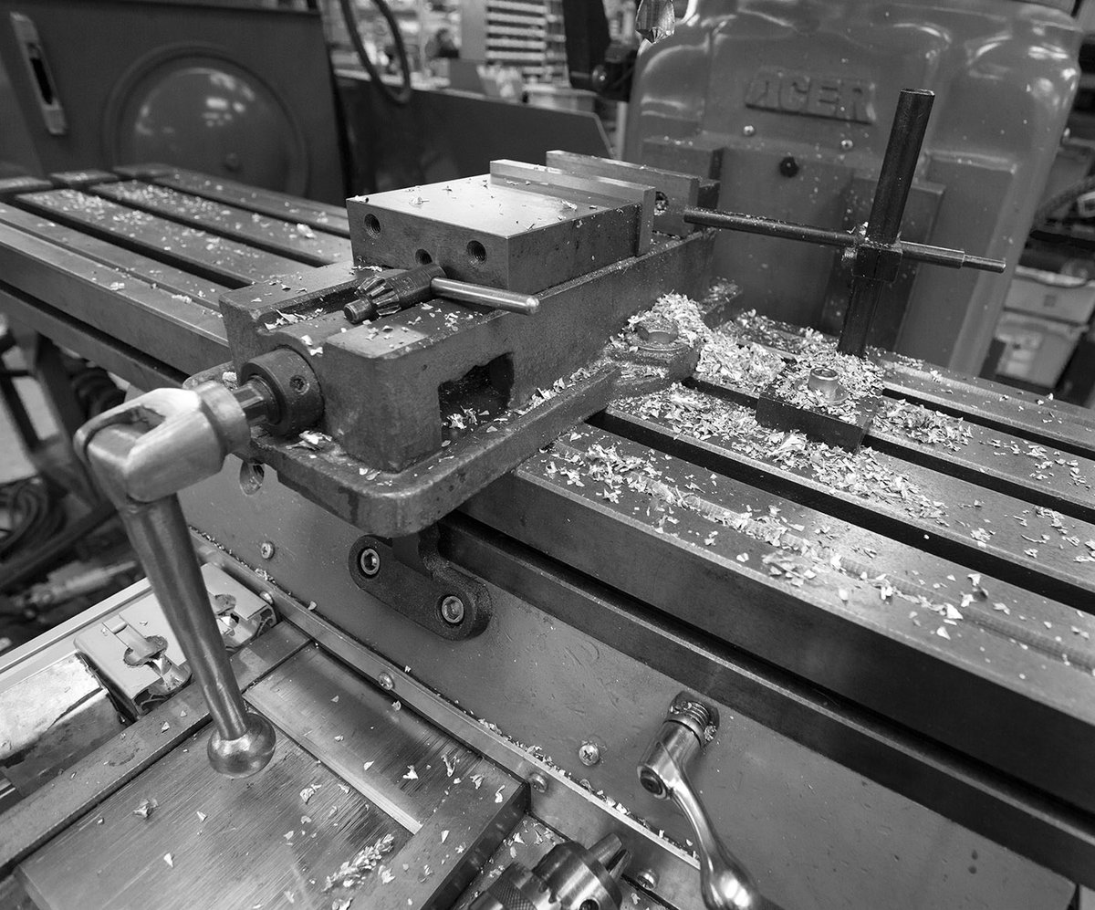 Radwell_Intl's tweet photo. Our machine shop is one of the many ways we provide value-added services to our customers at Radwell. What value-added services do you look for when choosing a repair solution? #valueadded #machineshop #industrialautomation #theradwelldifference #testassets #manufacturingservice https://t.co/xTM0X5Xho7