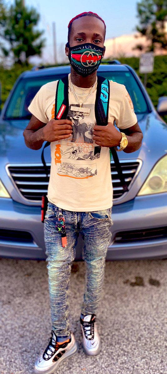 YbeKancer's tweet photo. Flood the City Wit Drip..State of Emergercy....#ybenetwork #kancer #drip #grindmobb #welcometodrip #kingzaza https://t.co/6jwtFr8W95