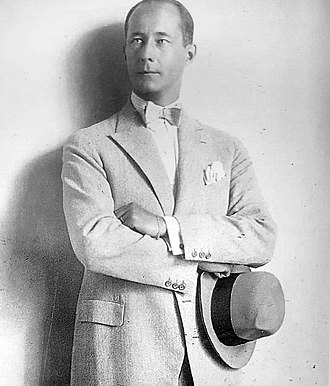 Nereden mi biliyor? Berlin büyükelçimiz, büyük Prusya hayranı Hüsrev Gerede'nin yazışmalarından. Gerede 1942 yılında Alman sempatizanlığı işini biraz abarttığı için merkeze geri çekiliyor. Gerede 1942 yılına kadar Berlinde Nazilerin büro fantazilerini besleyen önemli bir karakter