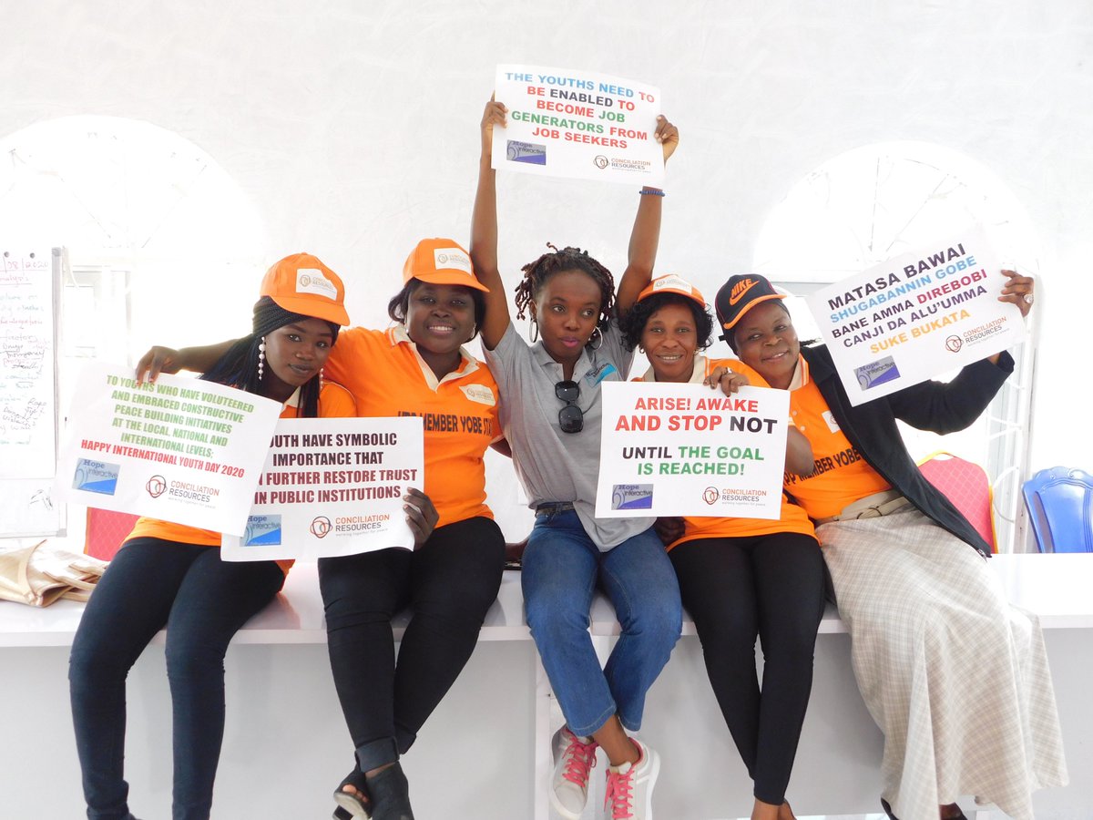h_interactive1's tweet photo. @h_interactive1 commemorating #InternationalYouthDay2020 internally, reflecting and celebrating youth-led Peace and Security activities over the years and brainstorming ideas towards global change at local, national and international levels. https://t.co/SeF7I19bcF