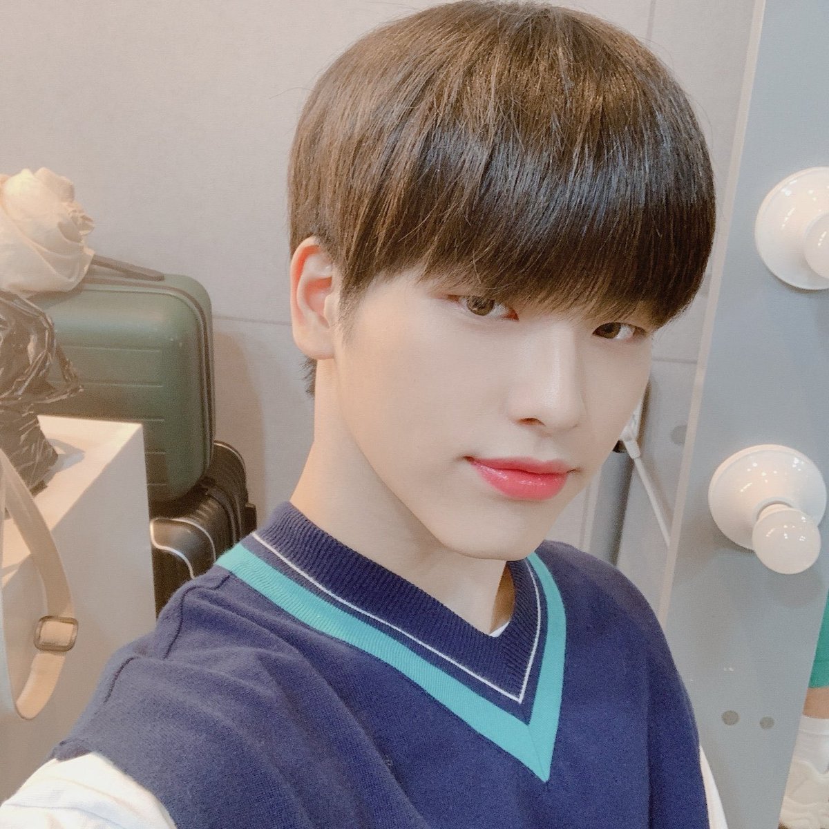 1THE9FRANCE_'s tweet photo. @1the9__official [TWITTER] - 150820

[#LEESEUNGHWAN] 
Nos Wonderlands qui ont regardé la dernière stage de Wonder Nine !
Rencontrons-nous à nouveau dans une meilleure forme ❣

#WonderNine #1THE9
#LEESEUNGHWAN
#GoodBye1THE9 #Count 

Cr : @1the9__official 
Trad FR : @1THE9FRANCE_ | #Jinsung https://t.co/DbeOQJVVP2