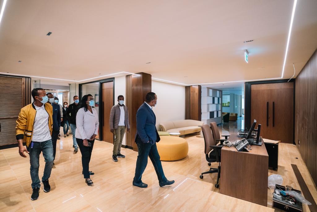 fanatelevision's tweet photo. #Ethiopia: Prime Minister Dr Abiy Ahmed today paid a sudden supervision to see the progress of office renovation done by the Ministry of Finance. https://t.co/rFyR5TpuEA