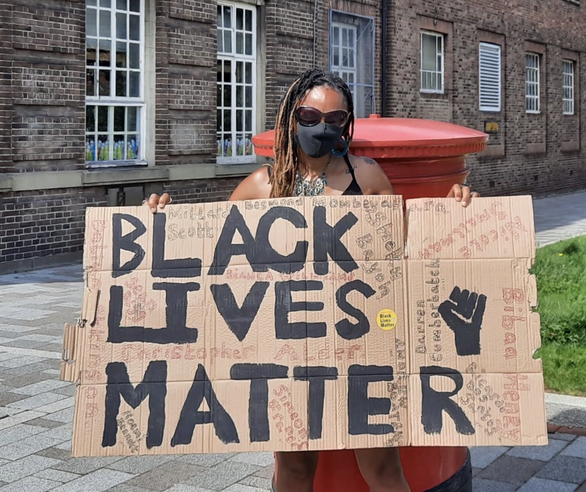 Manchester_SUTR's tweet photo. βNo More Tasersβ in the hands of racist police in #GMP who shoot 4x more #tasers at people from #BAME communities #BlackLivesMatter @AntiRacismDay https://t.co/EWwPSa7gjQ