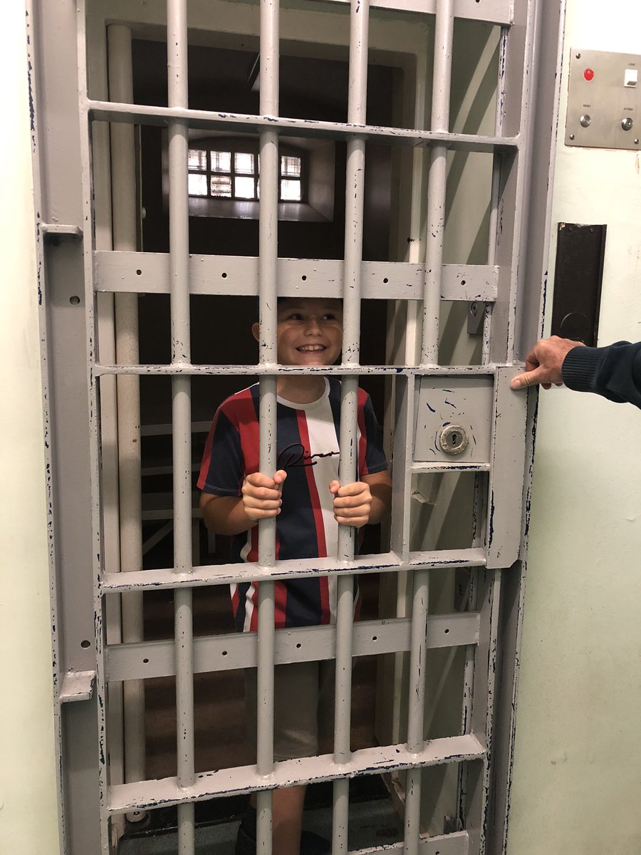 HiSSarahJaneM1's tweet photo. #localexploring #backtothehometown my little inmate ๐ ๐ฎ๐ปโโ๏ธ https://t.co/7DBKkv5Uep
