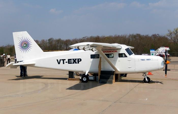 Sameer26406740's tweet photo. A six-seater aircraft built by Captain Amol yadhav, a pilot from Mumbai in 2016,has completed its first phase of test flight. He says,'I built this aircraft on my house's terrace Successfully tested its various manoeuvre capabilities. We've required flying permits.' #MakeInIndia https://t.co/ugOXi6ACVd