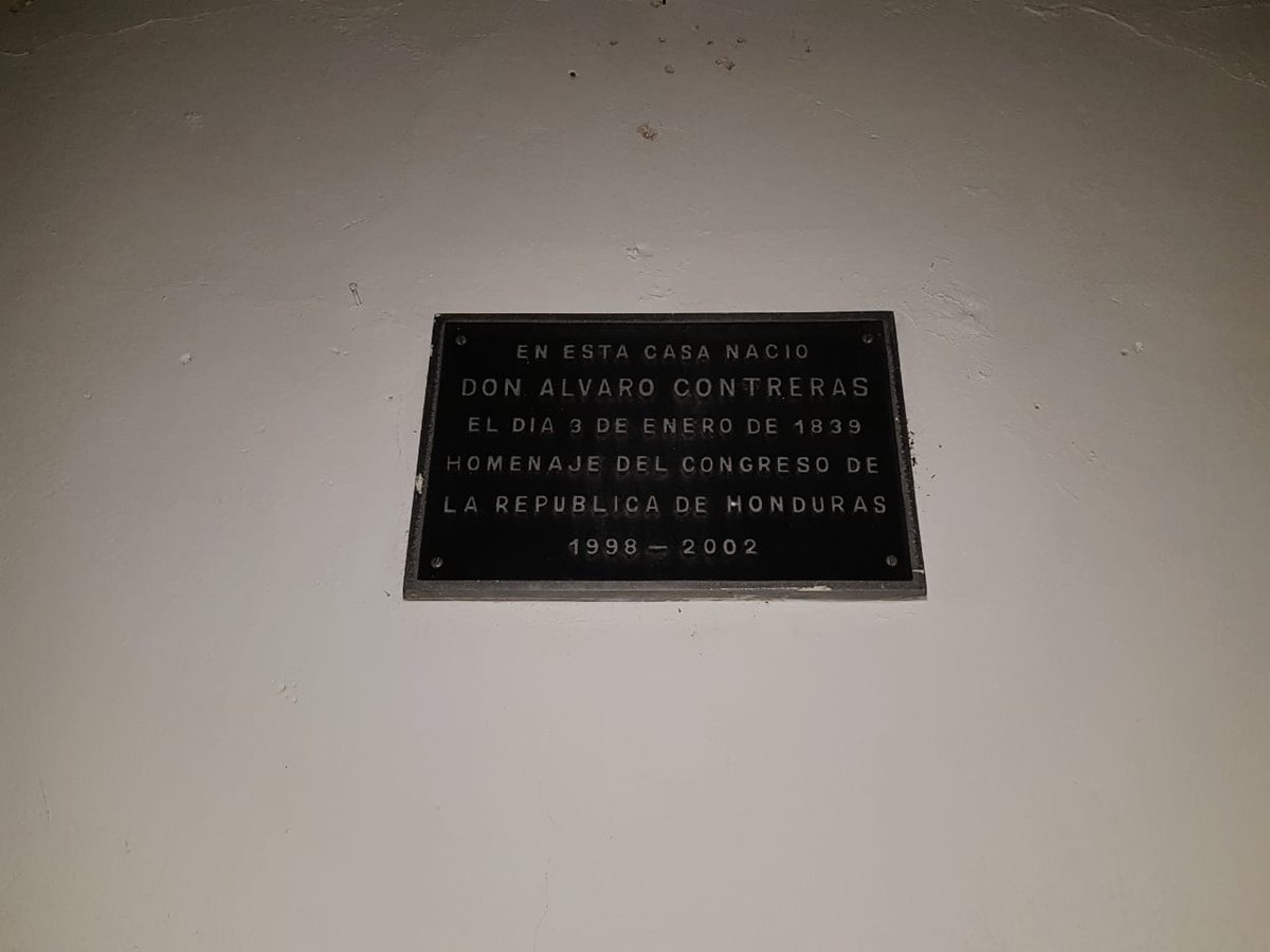 Mayriliss's tweet photo. Honduras es bella, visite la casa donde nacio Don Alvaro Contreras en el municipio de Cedros, lleno de historia y cultura 💗🇭🇳@mayramartzc https://t.co/ih544RA4CS