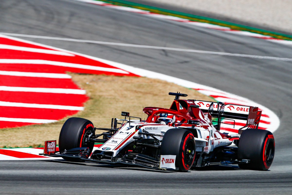 AlfaRomeoF1Fan's tweet photo. KIMI RAIKKONEN BRINGS ALFA ROMEO BACK IN Q2 ! 

LEGEND ❤

#F1 #SpanishGP https://t.co/gvbUhS32fO