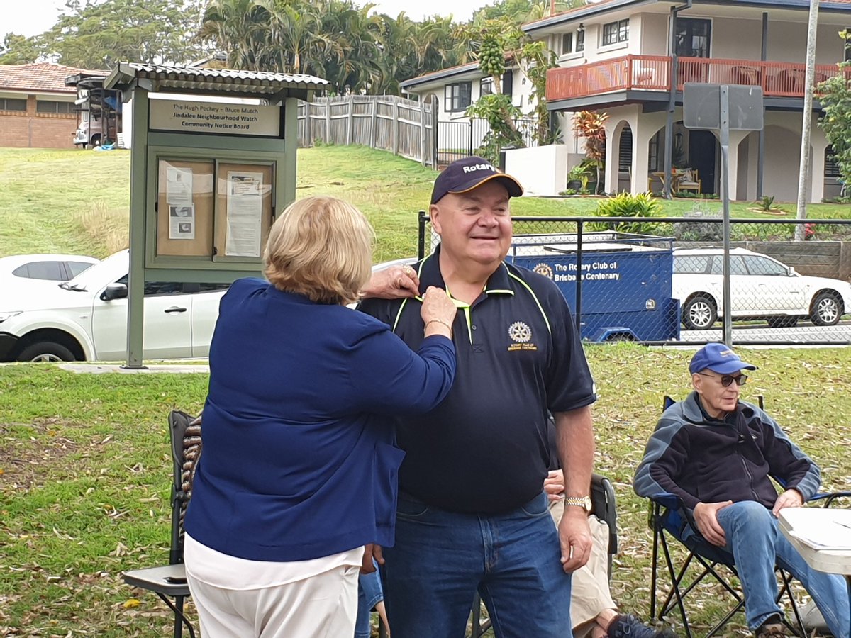 Club handover and morning BBQ. Craig Carson hands over to himself for a second term.-good job Craig!!