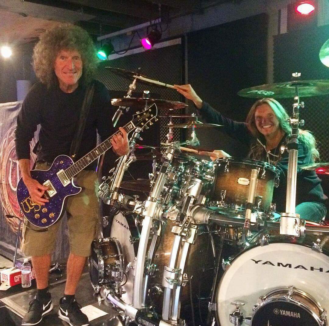 Happy Birthday To The Great Tommy Aldridge of Whitesnake!!!
CHEERS!!!
All The Best!!!         