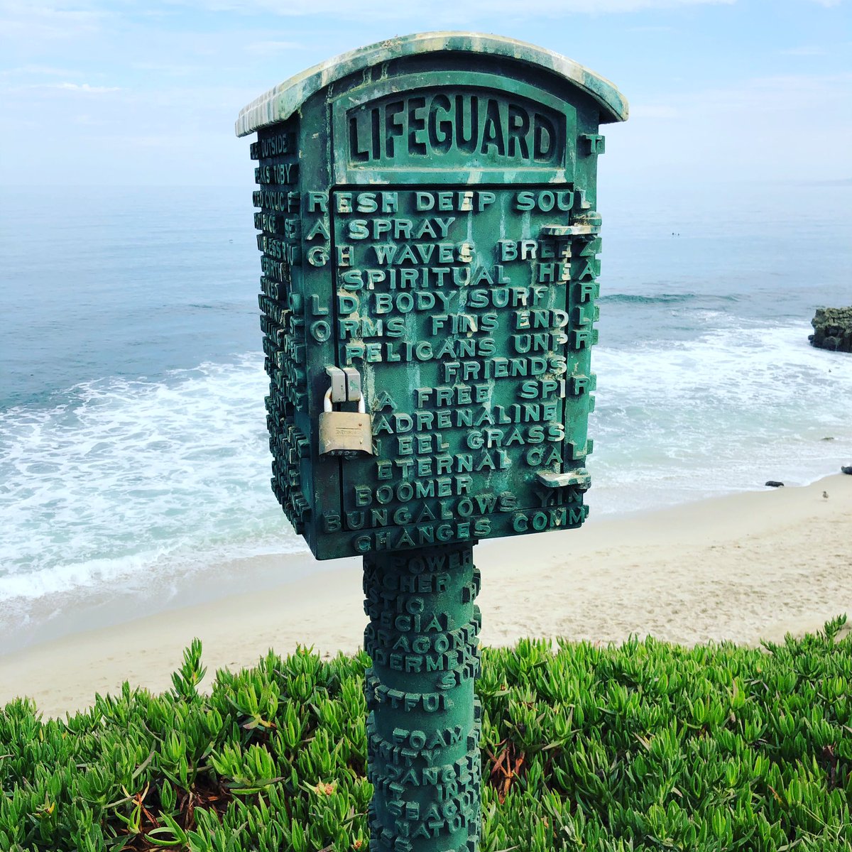 angiedisrunner's tweet photo. #LaJollla Cove was so nice. The park was a great place to people watch, with spear fishers, divers, sea lions and waves. A fantastic break from record breaking summer inn#Arizona #Disrunner #gratitude #MomentOfBliss https://t.co/ehG8O05dO0