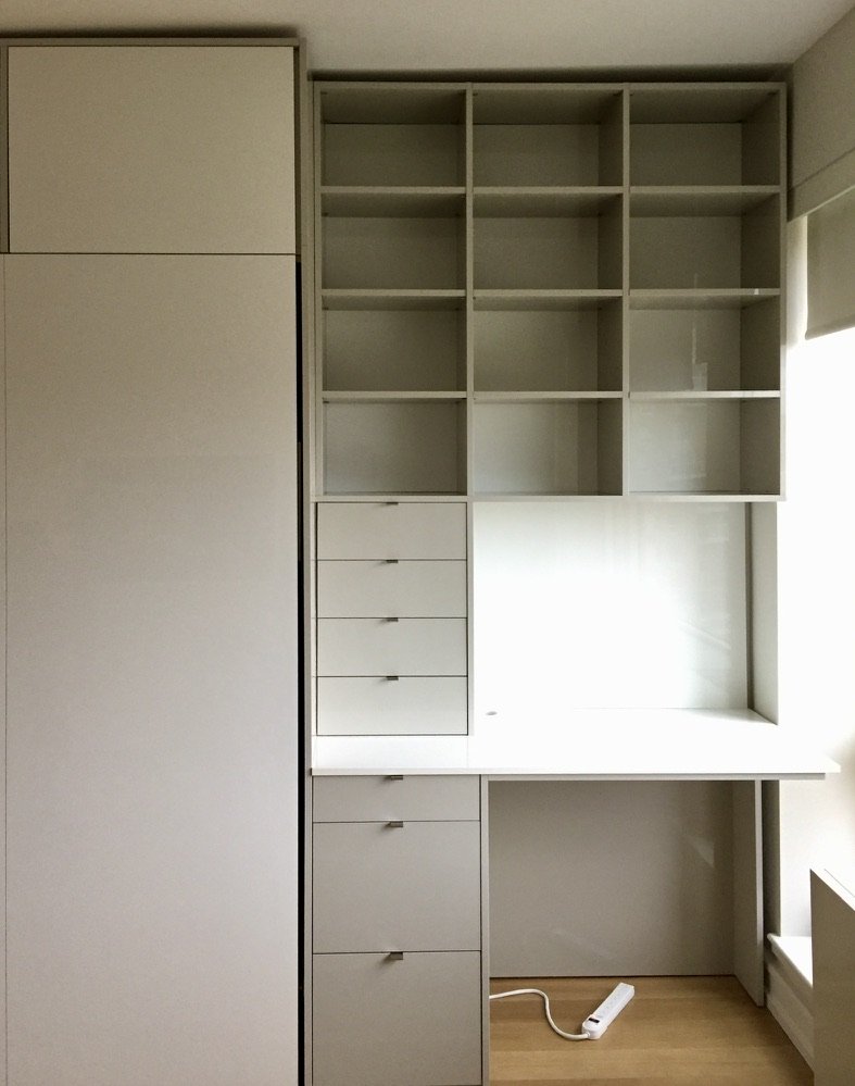 transFORMhome's tweet image. When the need for a multifunctional room is needed to store, sleep, and work, we have design solutions to make any space work for your needs.

#ShelfieSaturday #transformhome #wallbed #homeoffice #weekend #weekendvibes