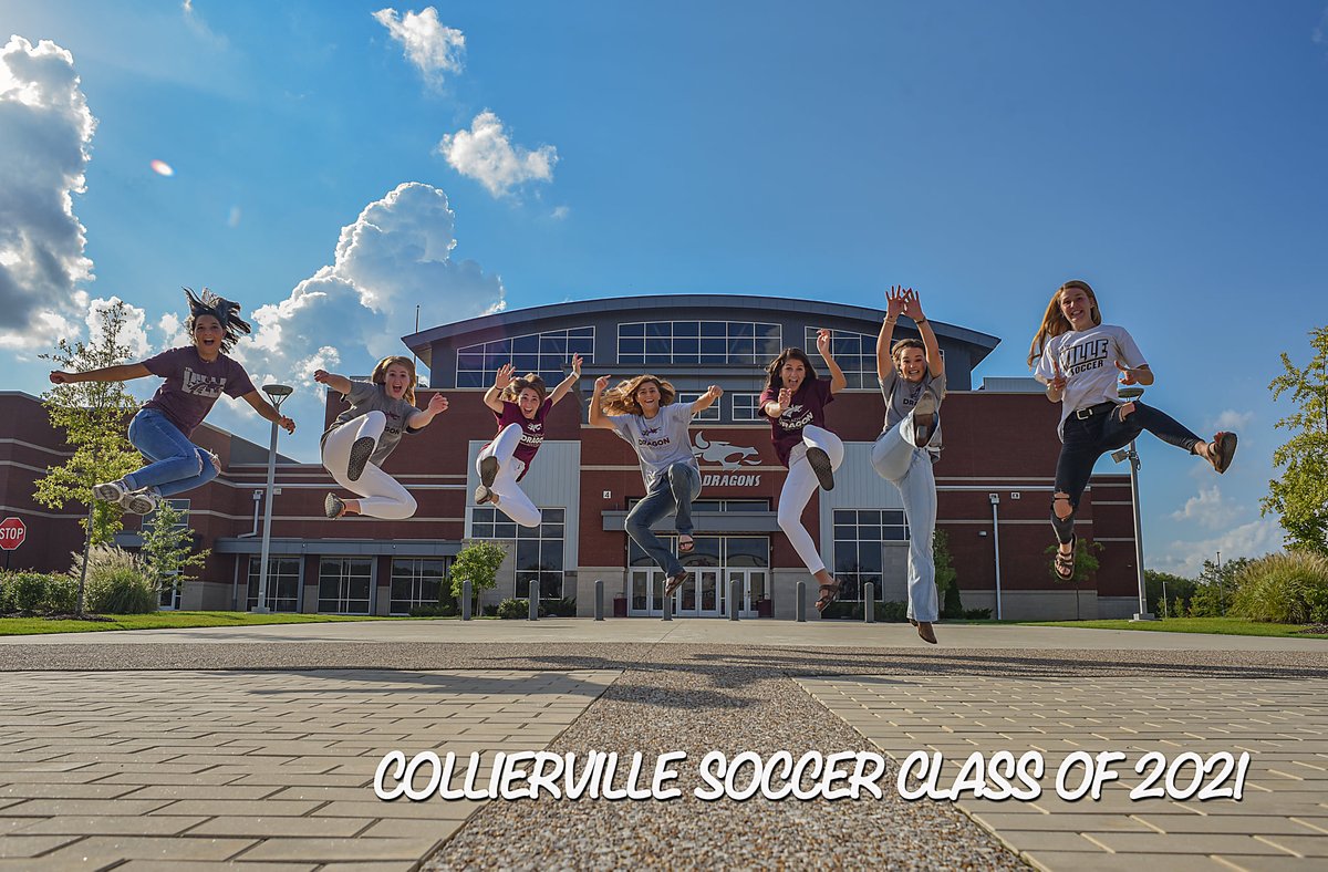 GoDragonsGo_'s tweet photo. Great shot by @redbardes on the Dragon Walk!  Lady Dragons Soccer Class of 2021.  #GoDragonsGo https://t.co/laubMaF54o