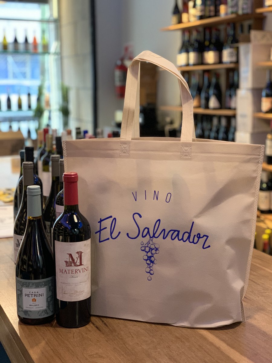 ¿Ya tenemos el tuyo? 🍷 Estamos recibiendo los pedidos de nuestros seguidores para que disfruten ricos vinos este finde.

Blanco, tinto, naranjos e importados, tenemos más de 300 vinos para que elijas y los recibas hoy. 

Escribinos al 11 4889-7049. 📱