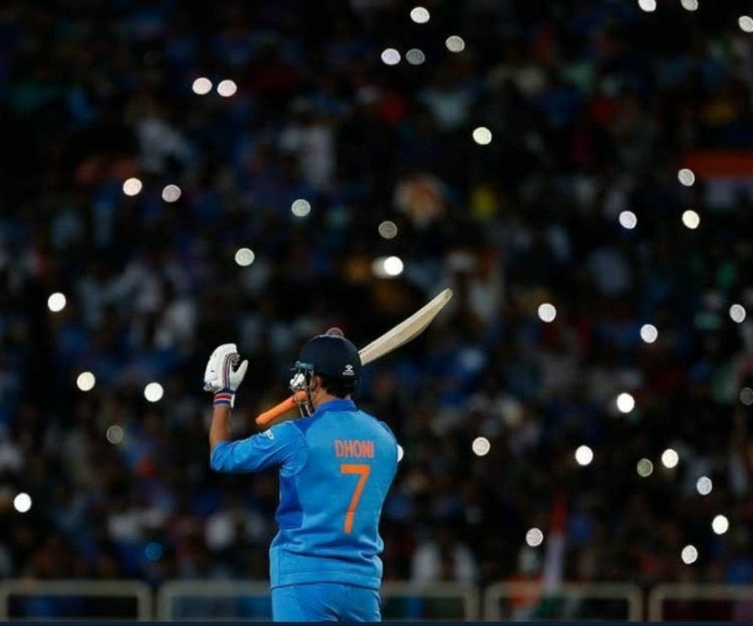 anjali_speak's tweet photo. ये धोनी की शख्सियत को बयां करने वाली शायद सबसे खूबसूरत तस्वीर है। #ThanksMahi
#ThankYouMSDhoni
"कलेजा रह गया उस वक़्त फटकर
कहा जब अलविदा उस ने पलटकर"
#MSDhoni
#धोनी #dhoniretires #ThalaDhoni #Thalapathy #MSDhoni7 https://t.co/JpO5eVBPqi