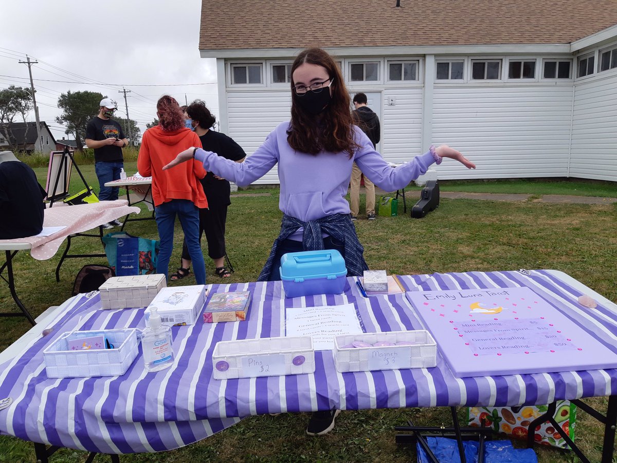 ArGlace's tweet photo. The ARTpreneurs had a FANTASTIC mARTket day! Thank you to all who came out and supported our artists
💜💛🧡 And thanks to Evan for getting some pix!
#bayitforward
@youthartconnection
#acoa
#ns_cch
#bigthingssmallplaces
#makeartmakechange
#supportlocal
#capebreton https://t.co/jV6Xh7FxKp