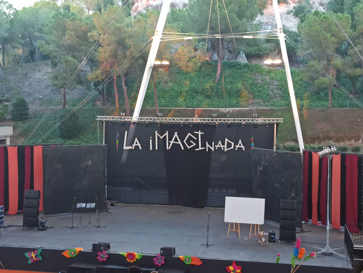YagoMagallanes's tweet photo. Enhorabona a @la_imaginada per seguir fent cultura en aquests moments tan incerts.  #laculturaéssegura https://t.co/aNiJJIyx7B