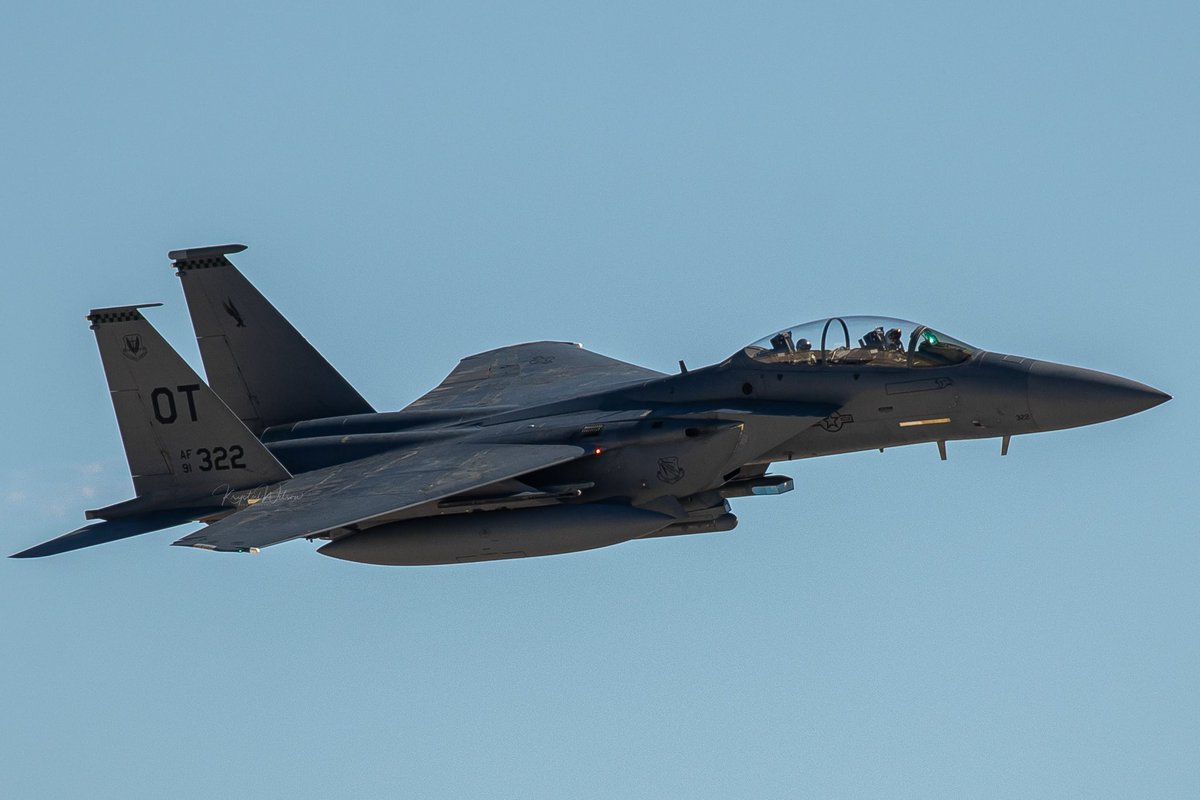 krystalphotos2's tweet photo. Weekend vibes π
.
#f15 #f15eagle #nellisafb #lasvegas #usaf #redflag2020 #57thwg https://t.co/mxBJ8LfR1S