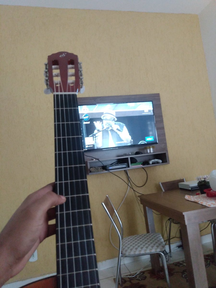 bregz_'s tweet photo. o homem, acompanhando. sou fã!!! #aLiveSamba2 @jorgearagao https://t.co/BPC96d0a0j
