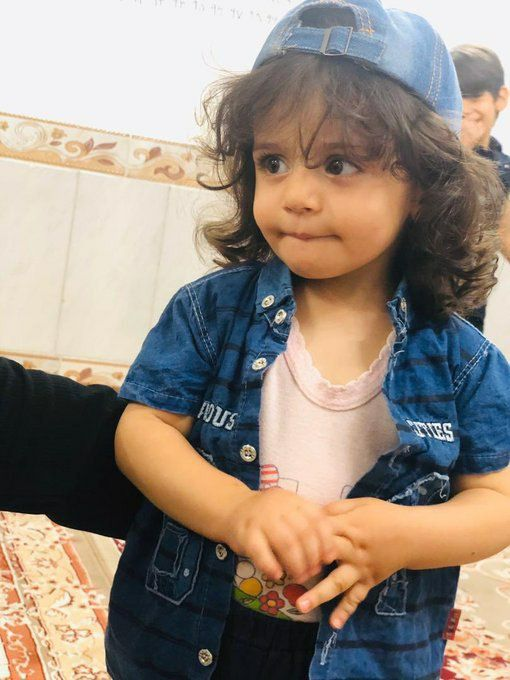 Meet Tiam, the daughter of Abbas MohammadiHer father & four four others are on death row in Isfahan, central  #Iran, for taking part in the country's December 2017 & January 2018 protests.Reports indicate Mohammadi's execution is imminent. #StopExecutionsInIran  #عباس_محمدی