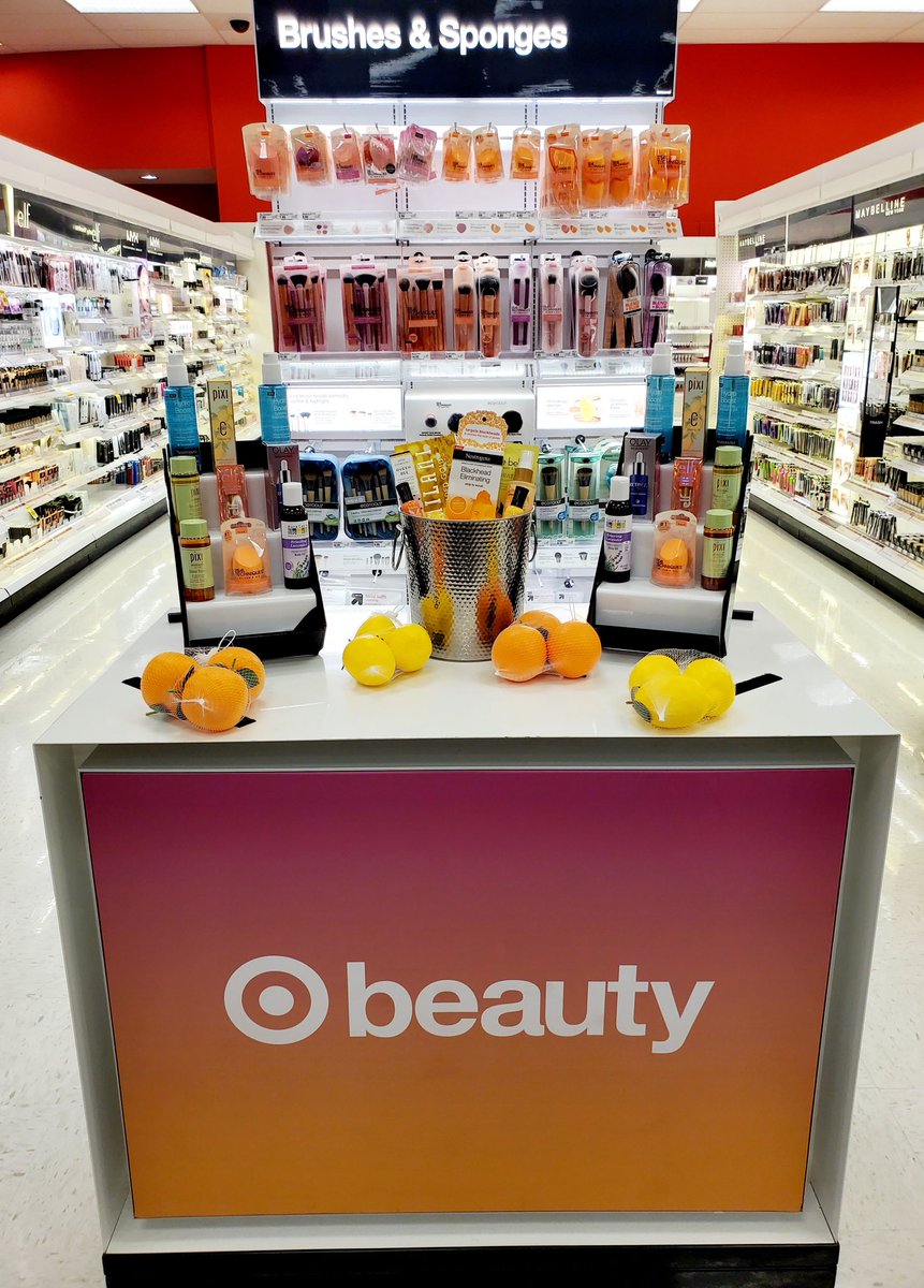 PattonShalee's tweet photo. L O V I N G the creativity we have here in T2095 Beauty😍💄💅👄 
@crw12tarheel @HannahS37689142  @baileybump17 @casey_stelzer @Fit2095 @ThatTJBurns https://t.co/KFMpXgXWxV