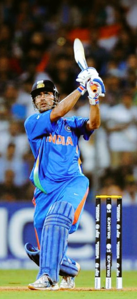 SahuDulesh's tweet photo. No Press Speech,  No Final Speech and No Grand Retirement Match 
Made Retirement on Instagram with classic Hindi Song .. 
That is how Dhoni Finishes off - "In Style"
Thank You @msdhoni for everything. 
#Dhoni #DhoniRetired https://t.co/cAjAJOIBpM